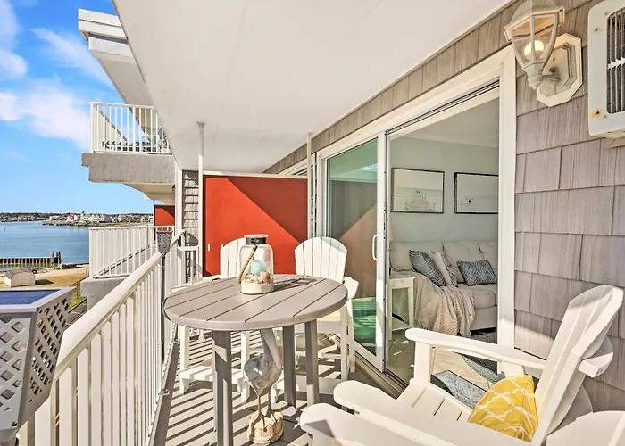 Apartment Beachbox Ii - Panoramic Inlet Views - Bayside Pool - Free Parking - Couple's Corner - Assateague House 411 *